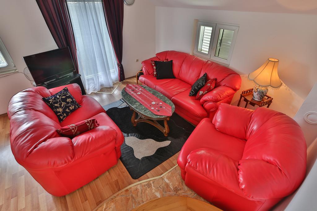 Apartments Koprivica Nikšić Стая снимка
